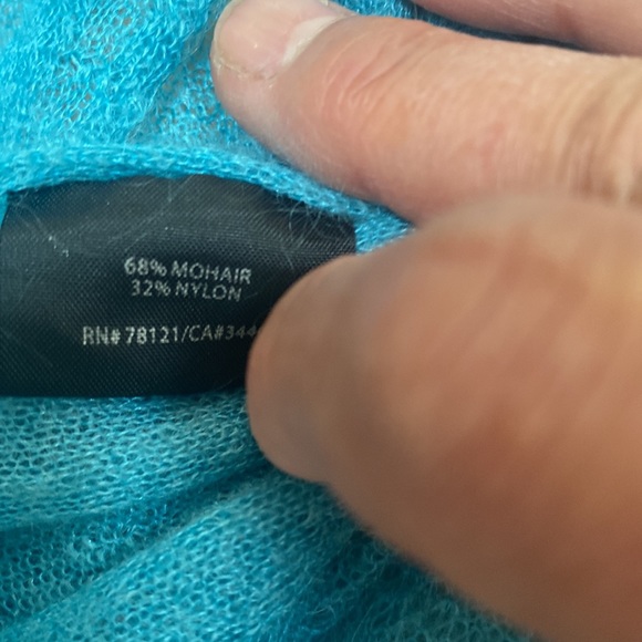 Scarf - Picture 3 of 4